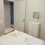 Apozari Xenias Apartment *
