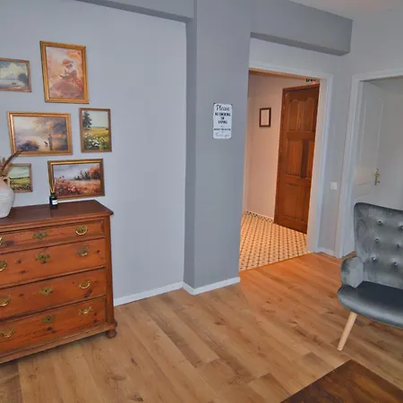 Apozari Xenias Apartmán *
