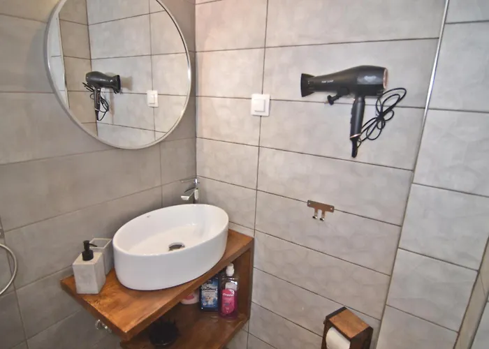 Apozari Xenias Apartmán *
