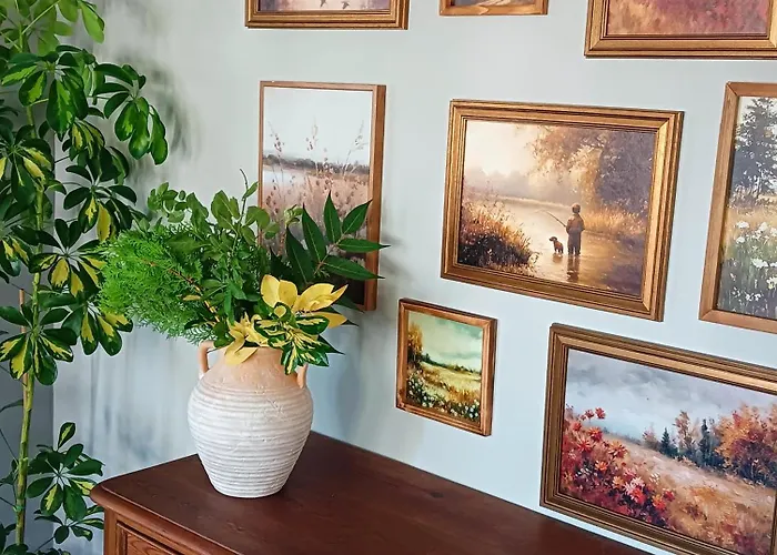 Apozari Xenias *
